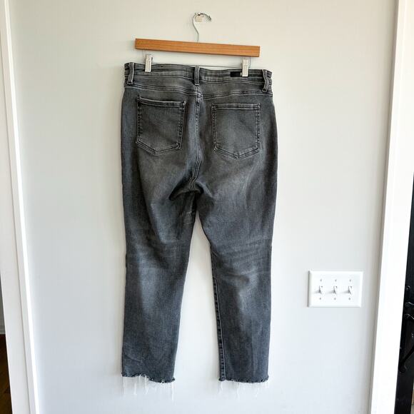 Kut from the Kloth High Rise Button Fly Mom Jeans Gray 12 - Picture 3 of 11